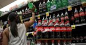 El consumo de bebidas en los supermercados retrocedió un 38,4% en enero