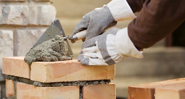 El salario formal en la construcción alcanzó un monto promedio de $1.353.104