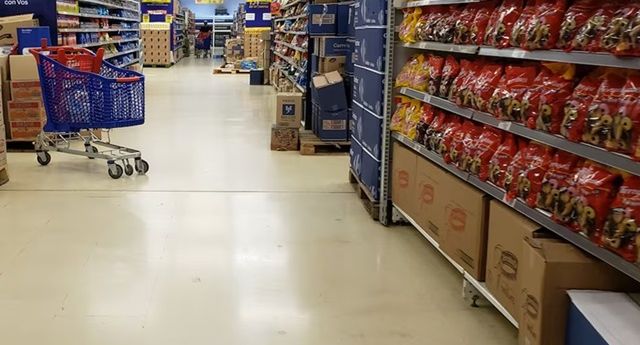El consumo no levanta y en abril volvieron a caer las ventas en los supermercados