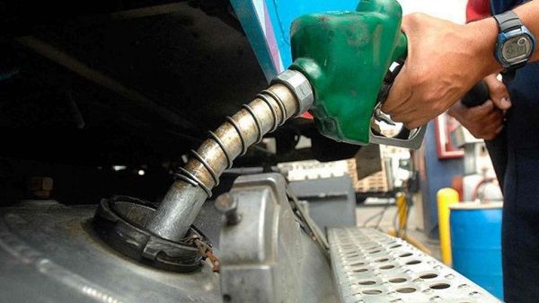 El consumo de combustibles aumentó un 17,5% en marzo
