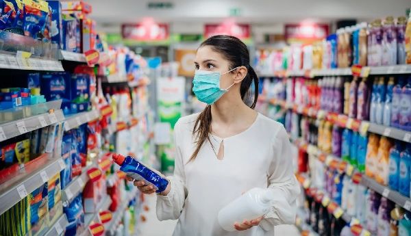 En un año subió un 5% el consumo real de productos de limpieza y perfumería