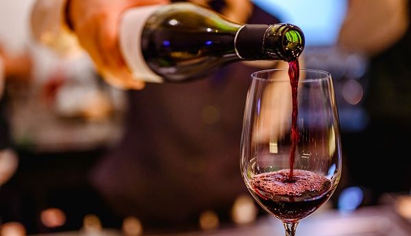 En abril cayó un 32% el consumo de vino riojano en el mercado argentino