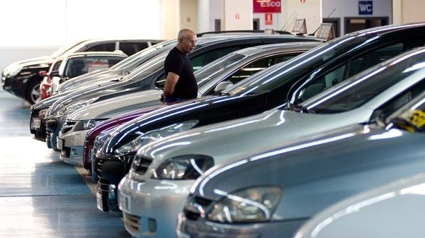 La venta de autos usados acumula nueve meses consecutivos con cifras en baja