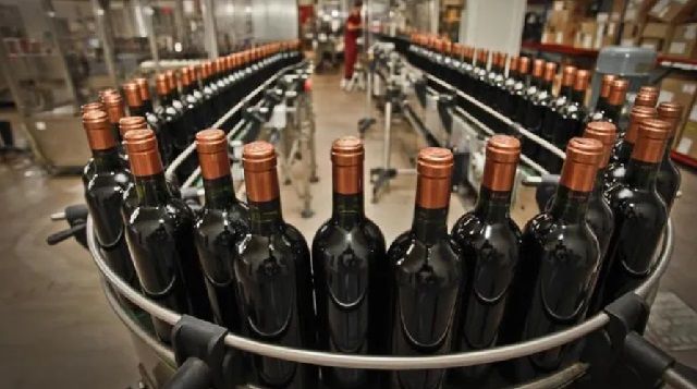 Se derrumbaron las exportaciones de vino riojano