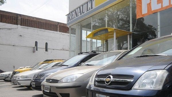 Las ventas de autos usados bajaron un 42,4% en agosto