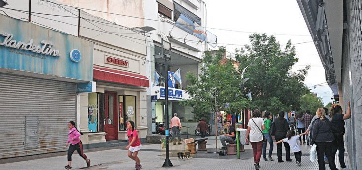 En marzo siguieron cayendo las ventas en los comercios riojanos