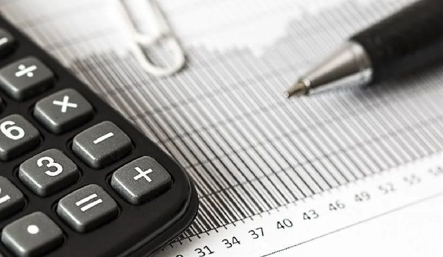 La recaudación subió un 20% en septiembre pero quedó 13 puntos por debajo de la inflación