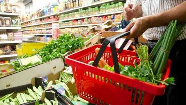 Las ventas en los supermercados disminuyeron un 20,4% en junio