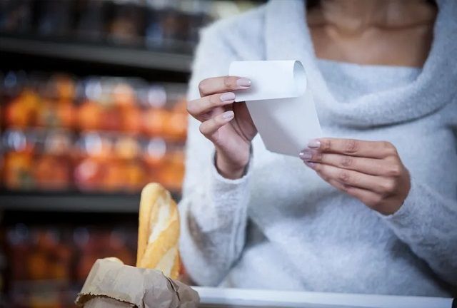 En octubre el consumo en los supermercados quedó casi 20 puntos por debajo de la inflación