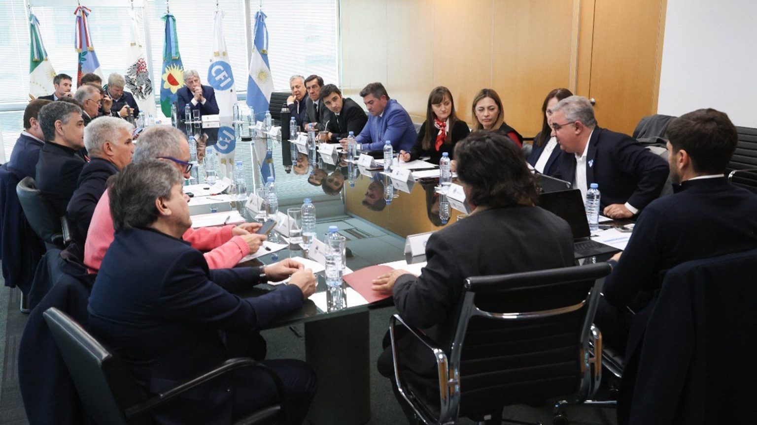 ¿Cuánta plata le tocaría a La Rioja en caso de coparticipar los ATN y el impuesto al combustible?