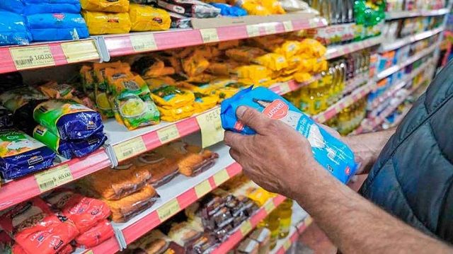 Supermercados: el consumo real quedó un 26,1% por debajo de la inflación