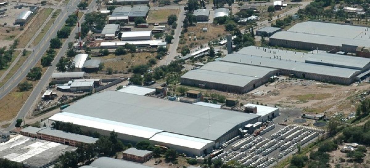 El Parque Industrial usa solamente la mitad de las máquinas que tiene disponibles para producir