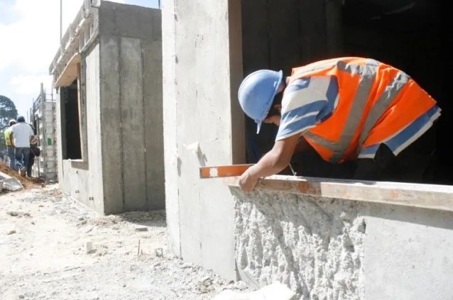 Por segundo mes consecutivo cayó el empleo registrado en la construcción