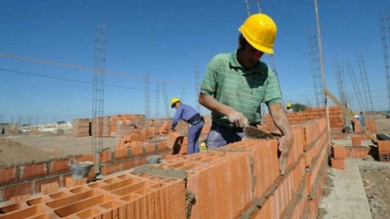 El empleo formal en la construcción retrocedió un 21,8% en julio